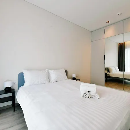 New Stylish With Garden In Good Location Διαμέρισμα *